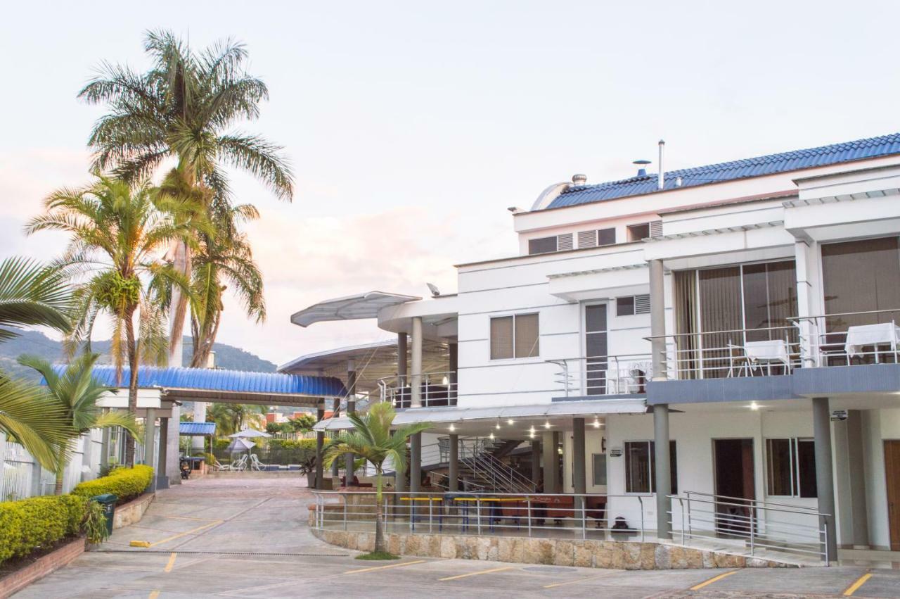 Hotel Catama Inn Fusagasugá Esterno foto